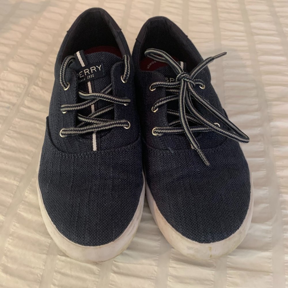 Big Kid 5 M ( 12 year old)